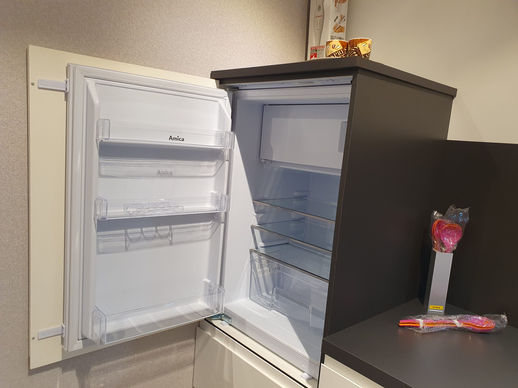Impuls IP 4820 grifflose Küche in Weiß matt – Ansicht 6
